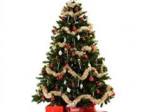 Poner un árbol de Navidad para atraer clientes