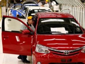 Toyota retira más de 2 millones de vehículos defectuosos